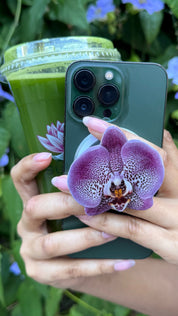White and purple orchid Magsafe UB
