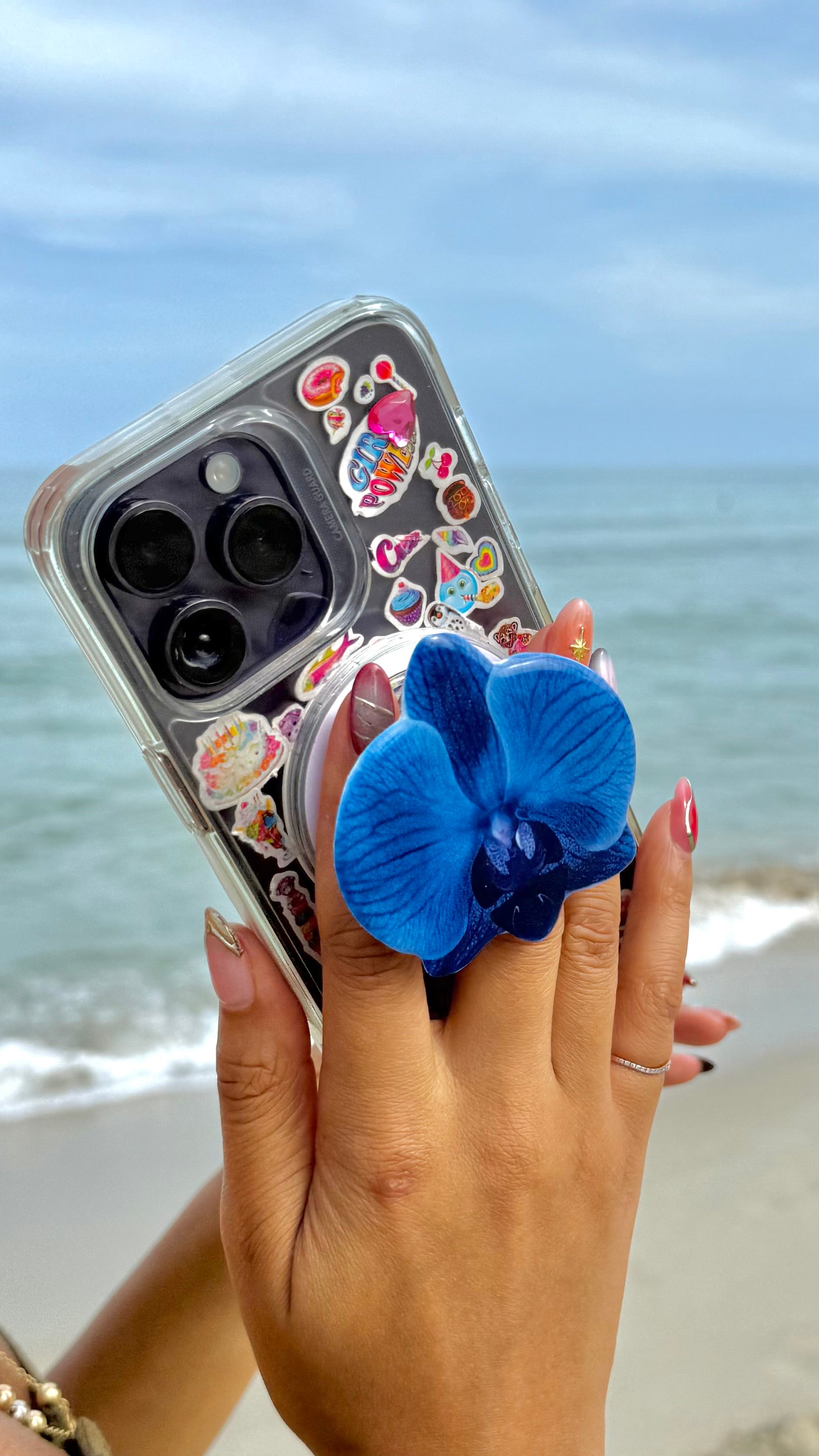 Blue Lily MagSafe