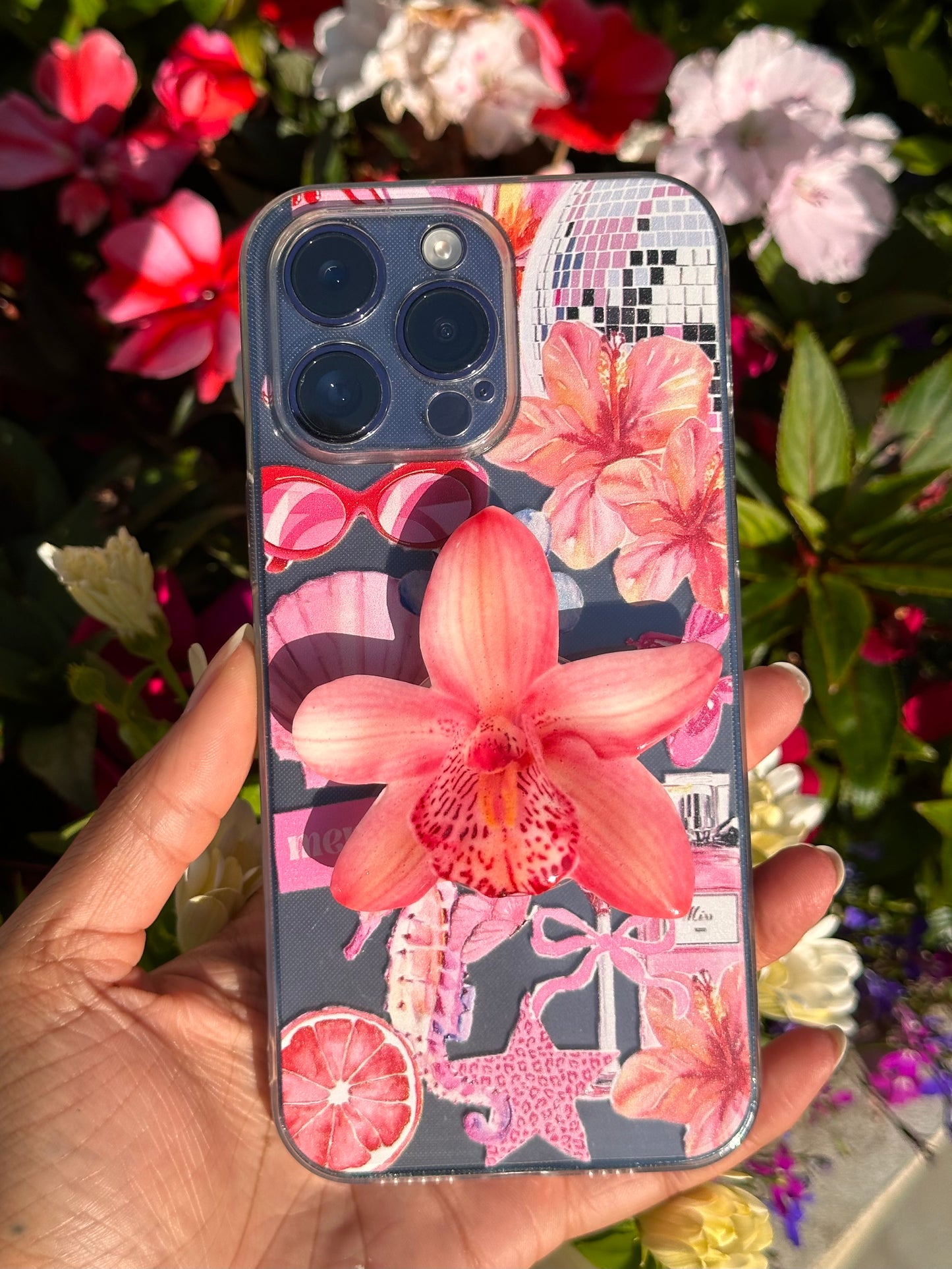 Pink petal sticky phone grip