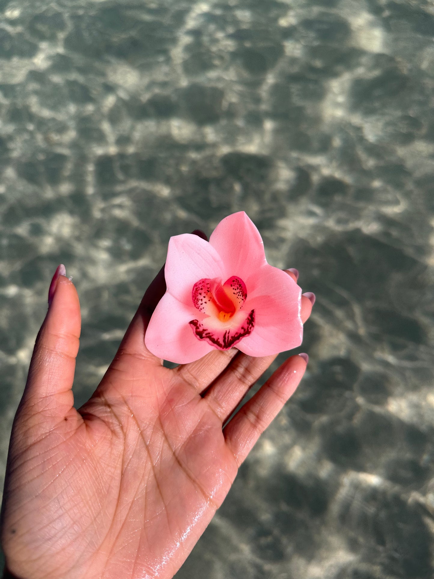 Baby pink Magsafe flower pop