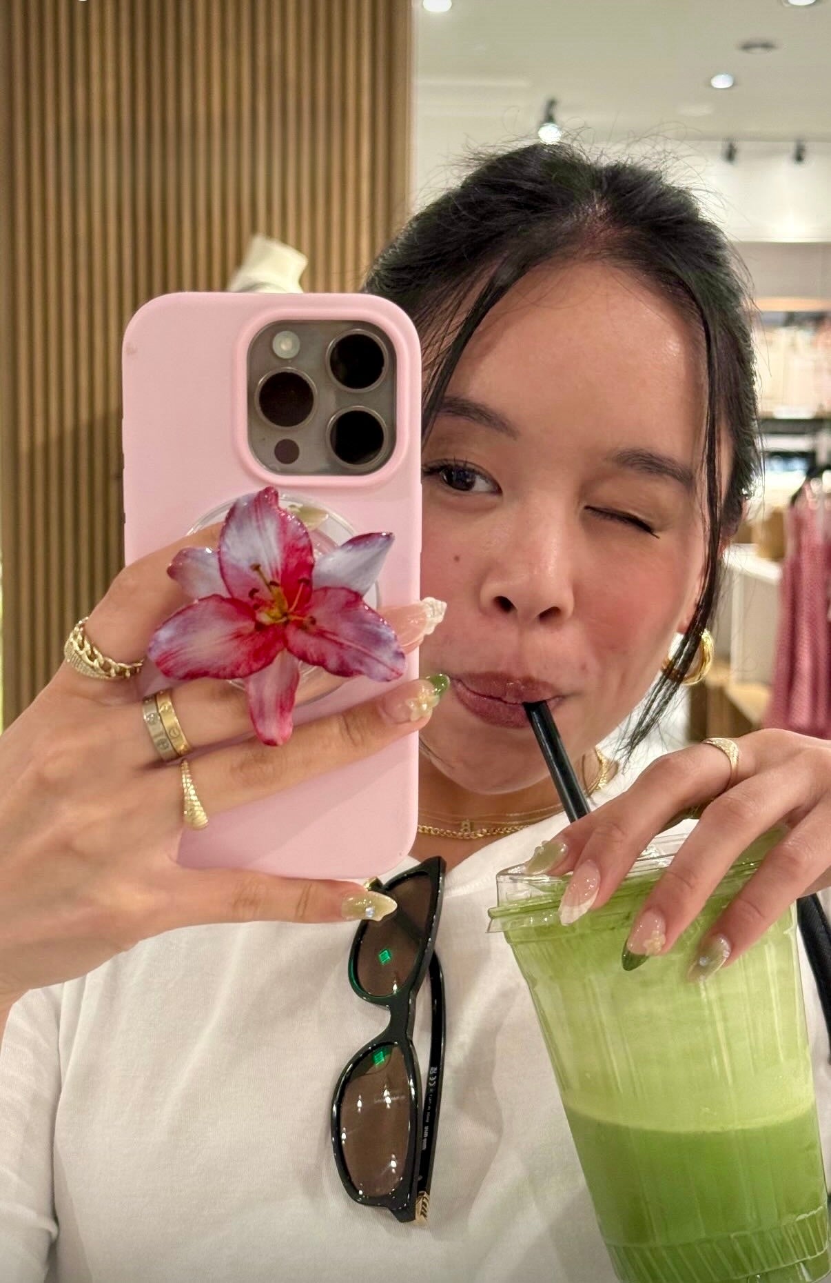 thumbnail image 2 of Desert Bloom Grip – Vintage Turquoise Pop Socket For 2 of 10